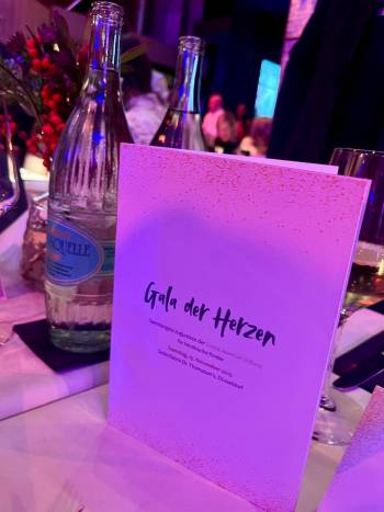 2025-11-14_Herzmensch_1_original_copy_1