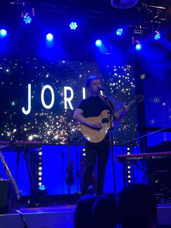 2025-11-14_Herzmensch_3_original_copy_1