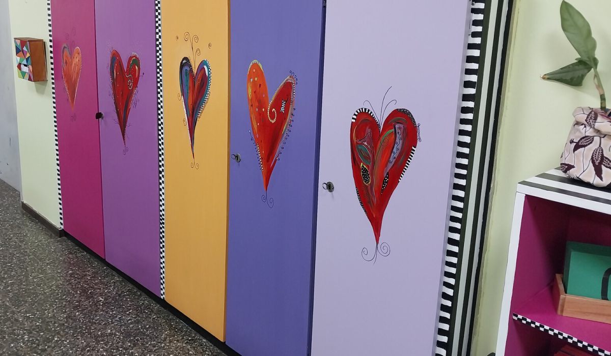 Colorful surprise in class 3/4