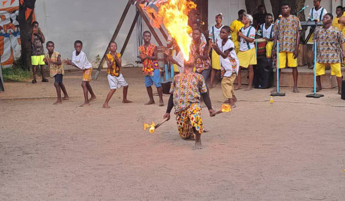 Königstag an der Deutschen Internationalen Schule Accra: Ein Fest der Begegnung, Farben und Gemeinschaft