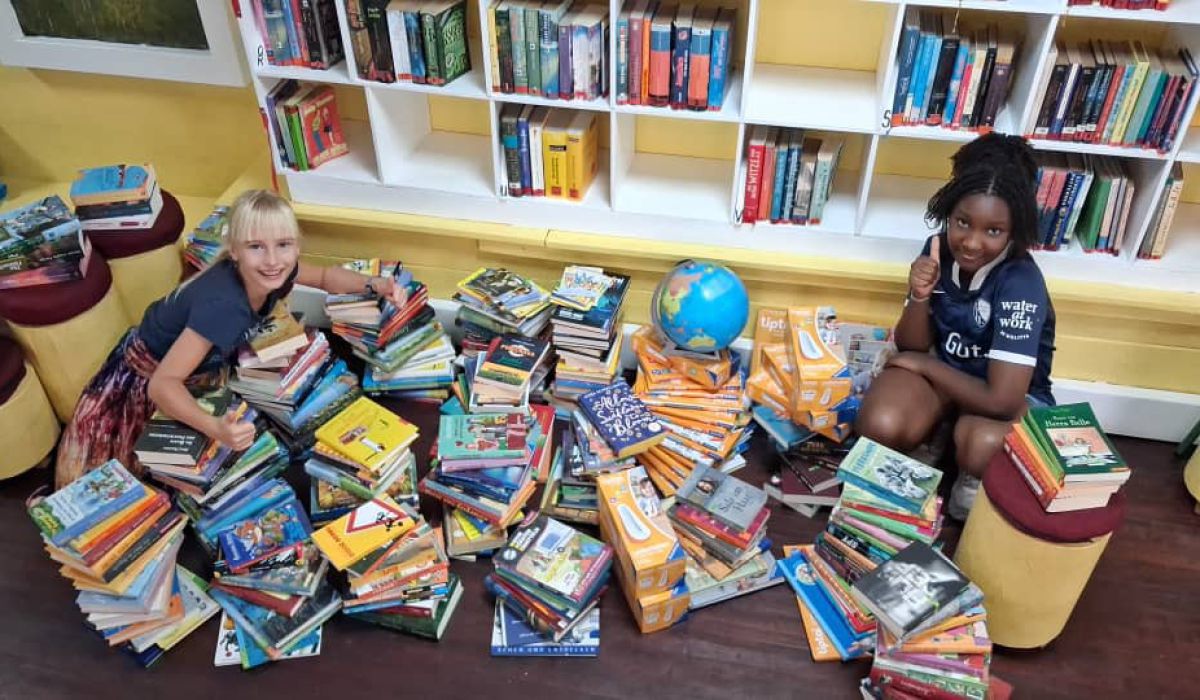 New Books for Our School Library – A Strong Commitment by the Support Association